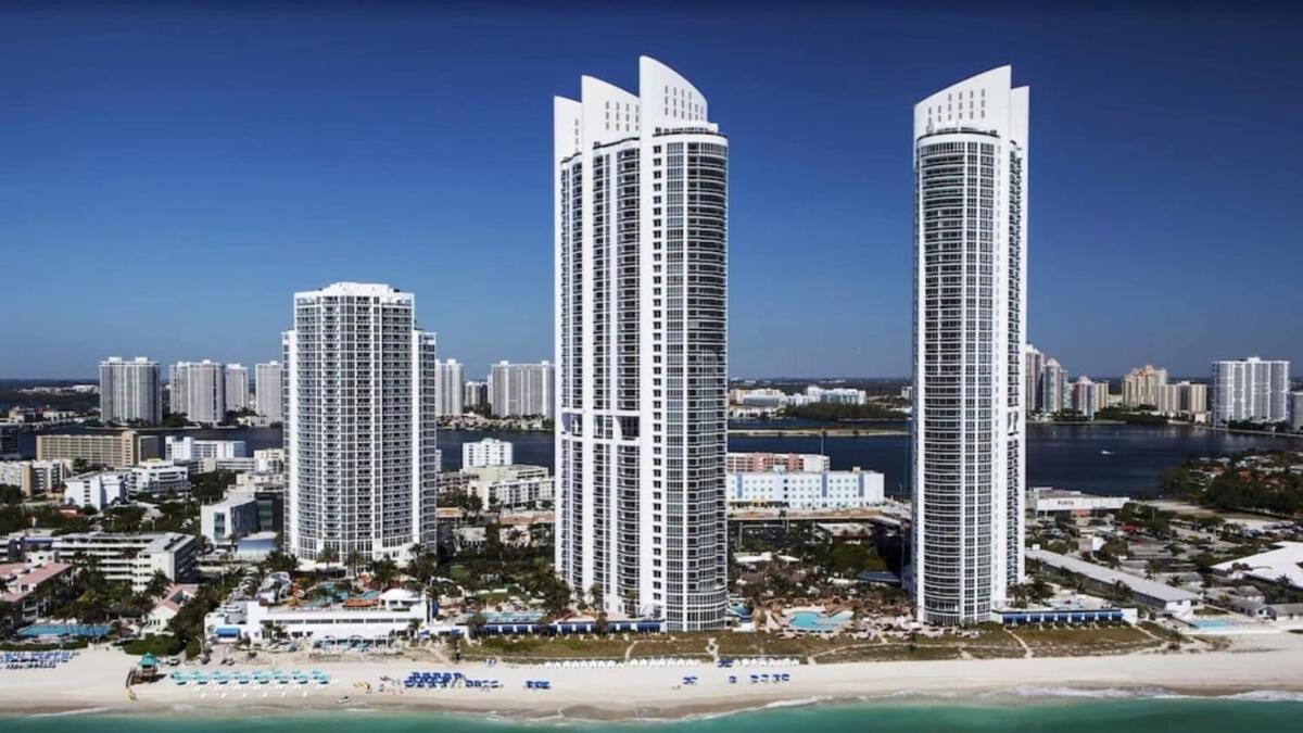 Hotel Luxury Bayfront Studio With Balcony Amazing Pool Sunny Isles Beach Zewnętrze zdjęcie