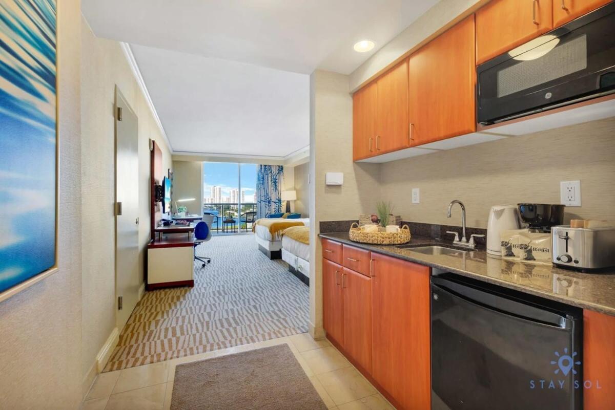 Hotel Luxury Bayfront Studio With Balcony Amazing Pool Sunny Isles Beach Zewnętrze zdjęcie